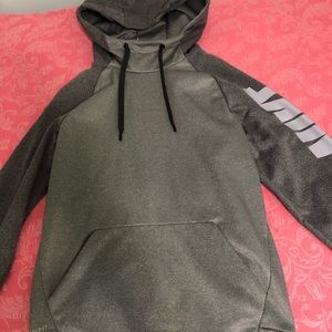 Nike Therma hoodie